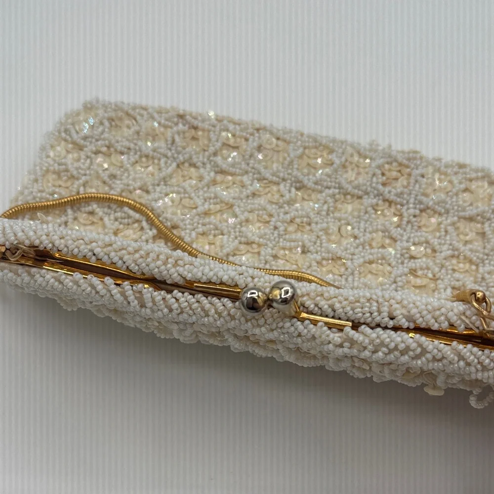Vintage Elegant Beaded GANSON Sequin Clutch - Silver and Cream